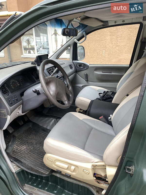 Мінівен Mitsubishi L 400 2000 в Києві