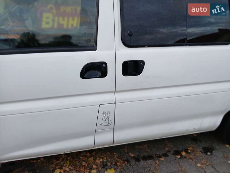 Минивэн Mitsubishi L 400 1999 в Стебнику