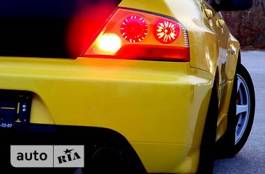 Седан Mitsubishi Lancer Evolution 2004 в 
