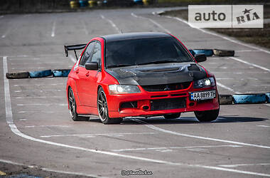 Седан Mitsubishi Lancer Evolution 2005 в Киеве