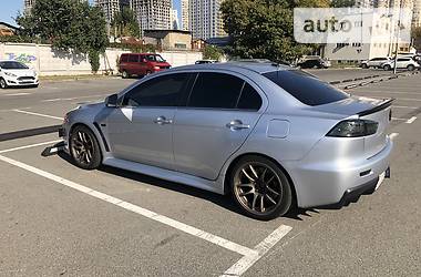 Седан Mitsubishi Lancer Evolution 2013 в 