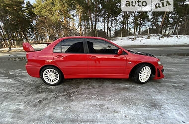 Седан Mitsubishi Lancer Evolution 2004 в Киеве