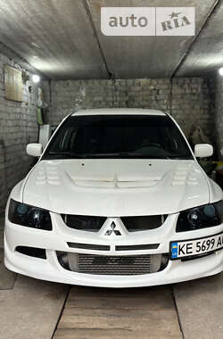 Седан Mitsubishi Lancer Evolution 2004 в Дніпрі