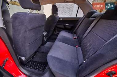Седан Mitsubishi Lancer Evolution 2002 в 