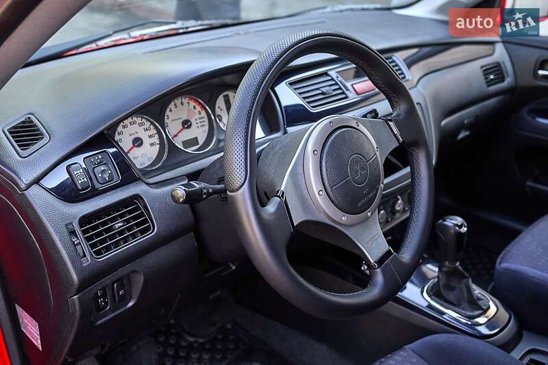 Седан Mitsubishi Lancer Evolution 2002 в Киеве фото 14 Седан Mitsubishi Lancer Evolution 2002 в Киеве