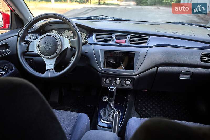 Седан Mitsubishi Lancer Evolution 2002 в Киеве фото 19 Седан Mitsubishi Lancer Evolution 2002 в Киеве