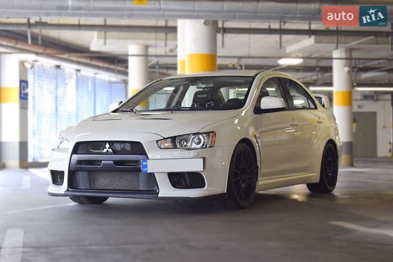 Седан Mitsubishi Lancer Evolution 2008 в Краковце