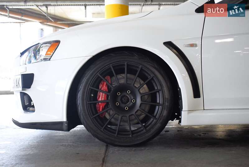 Седан Mitsubishi Lancer Evolution 2008 в Краковце