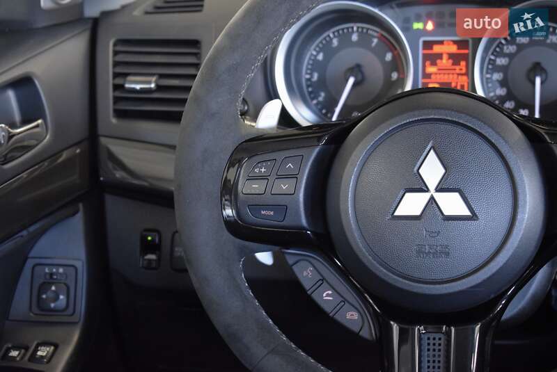 Седан Mitsubishi Lancer Evolution 2008 в Краковце