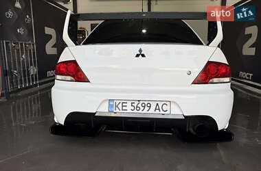 Седан Mitsubishi Lancer Evolution 2004 в 