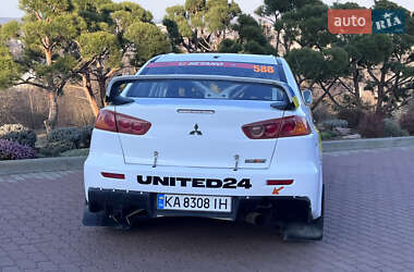 Седан Mitsubishi Lancer Evolution 2009 в 