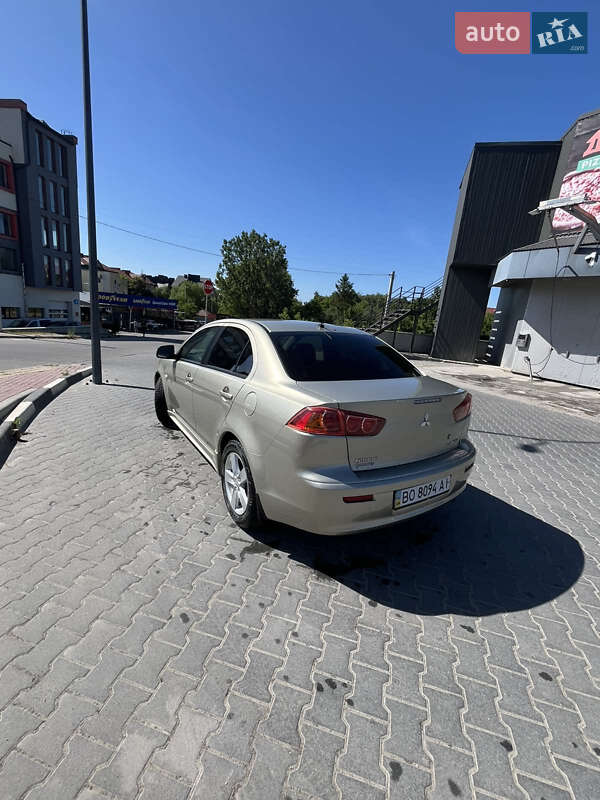 Седан Mitsubishi Lancer Evolution 2007 в Тернополе