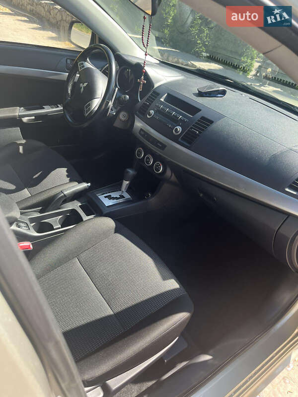Седан Mitsubishi Lancer Evolution 2007 в Тернополе