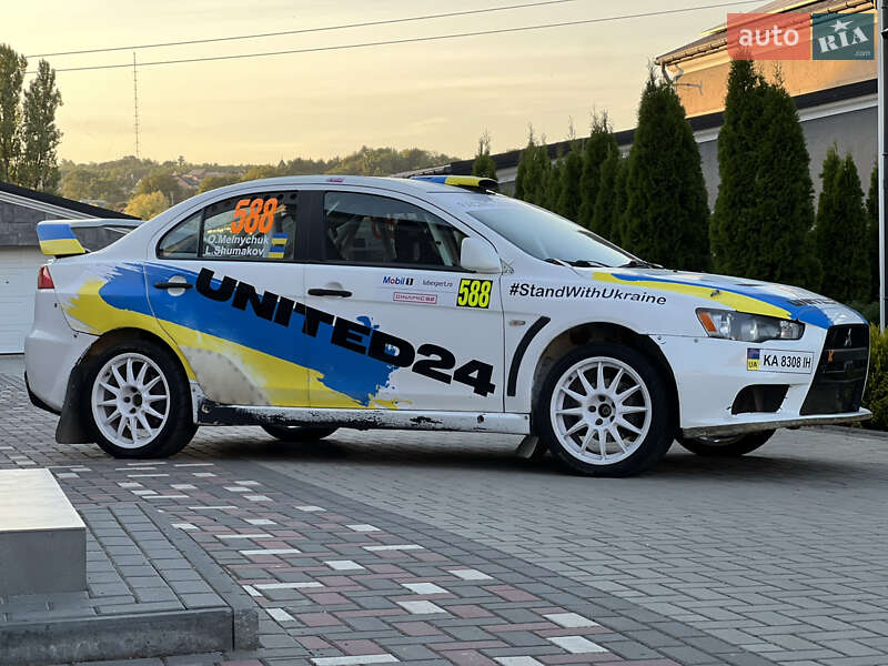 Седан Mitsubishi Lancer Evolution 2009 в Черновцах фото 8 Седан Mitsubishi Lancer Evolution 2009 в Черновцах