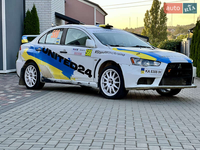 Седан Mitsubishi Lancer Evolution 2009 в Черновцах фото 9 Седан Mitsubishi Lancer Evolution 2009 в Черновцах
