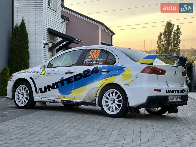 Седан Mitsubishi Lancer Evolution 2009 в Черновцах фото 13 Седан Mitsubishi Lancer Evolution 2009 в Черновцах