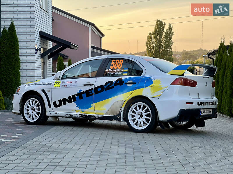 Седан Mitsubishi Lancer Evolution 2009 в Черновцах фото 14 Седан Mitsubishi Lancer Evolution 2009 в Черновцах