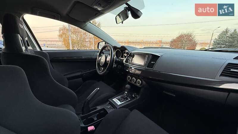 Седан Mitsubishi Lancer Evolution 2008 в Дніпрі фото 13 Седан Mitsubishi Lancer Evolution 2008 в Дніпрі