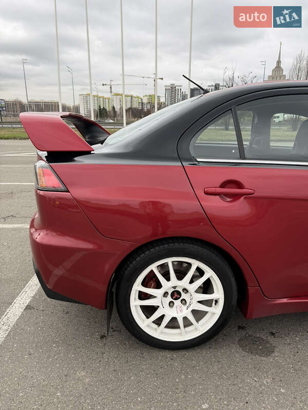 Седан Mitsubishi Lancer Evolution 2008 в Киеве