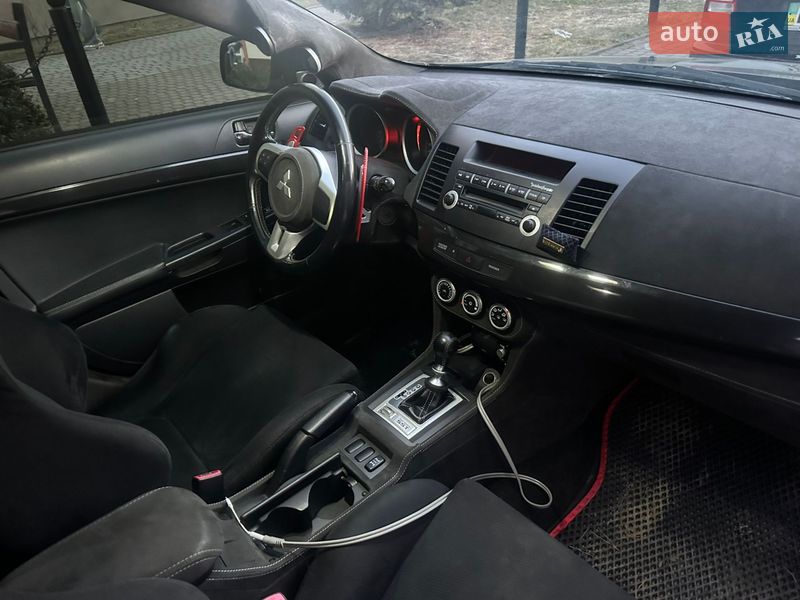 Седан Mitsubishi Lancer Evolution 2008 в Львове фото 2 Седан Mitsubishi Lancer Evolution 2008 в Львове