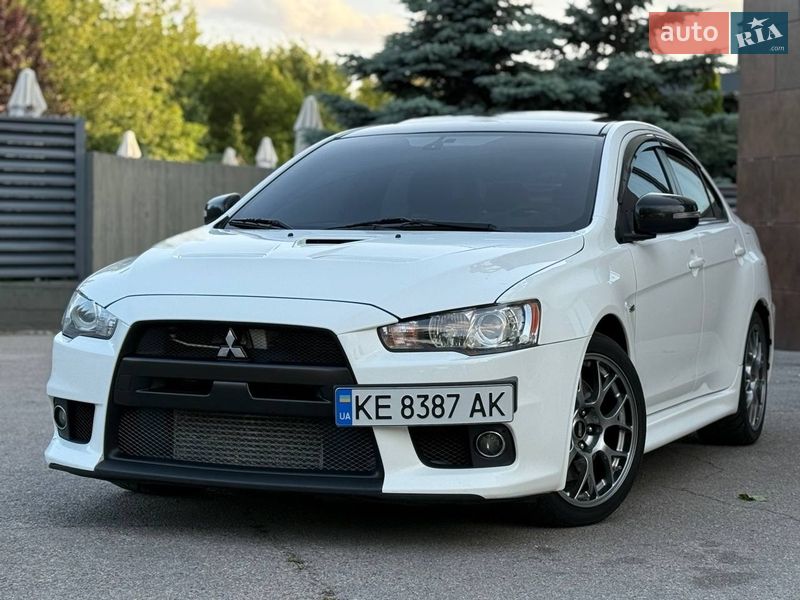 Mitsubishi Lancer Evolution, фото з оголошення