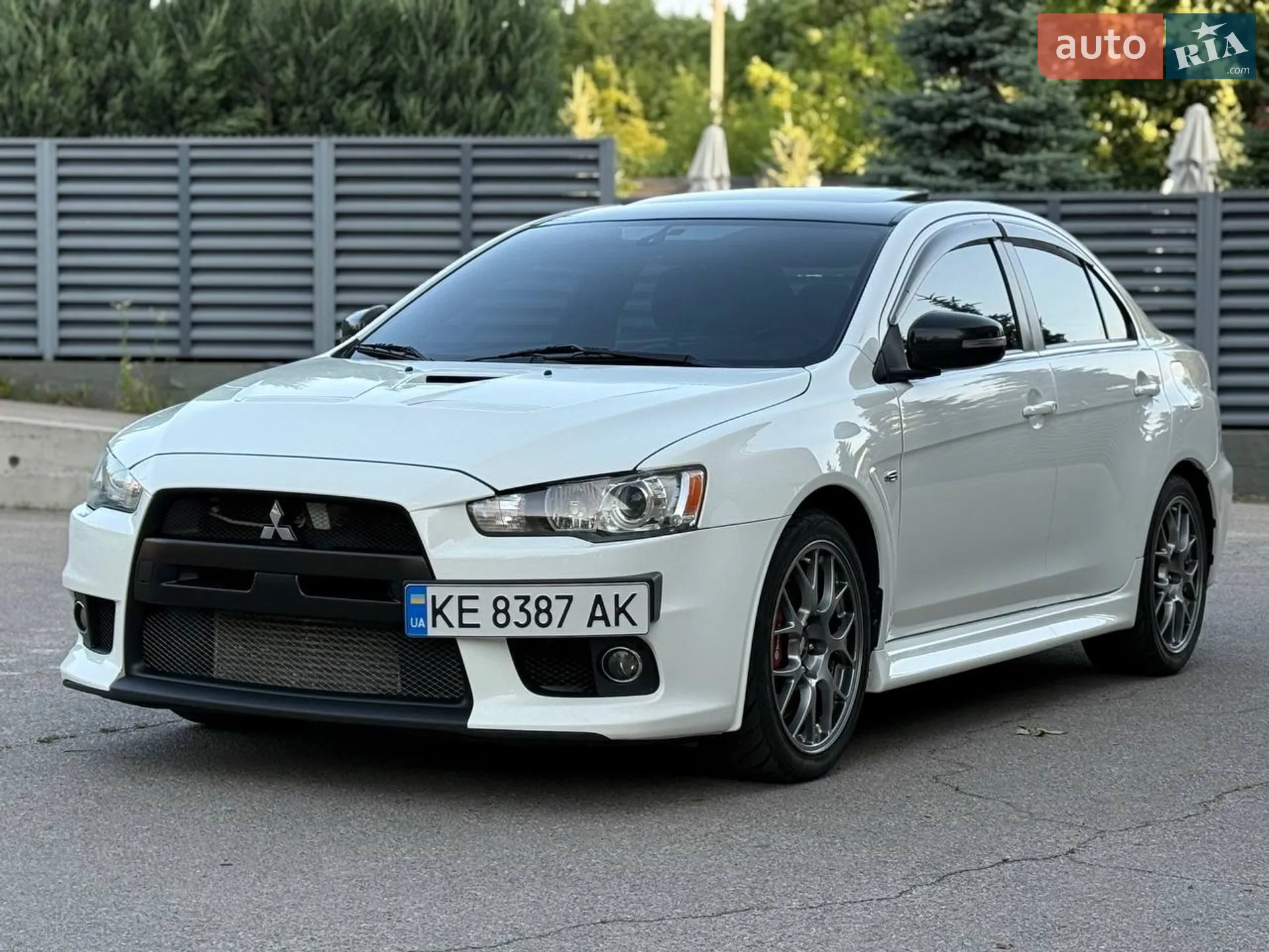 2015 Mitsubishi Lancer Evolution - мініатюра 16