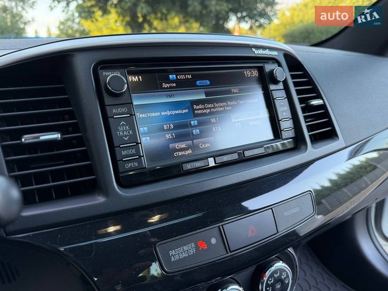 Седан Mitsubishi Lancer Evolution 2015 в Днепре