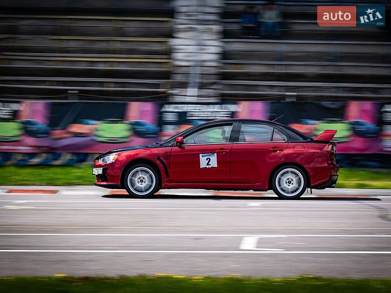 Седан Mitsubishi Lancer Evolution 2008 в Киеве