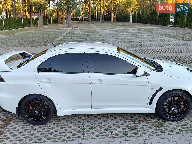 Седан Mitsubishi Lancer Evolution 2008 в Харькове фото 9 Седан Mitsubishi Lancer Evolution 2008 в Харькове