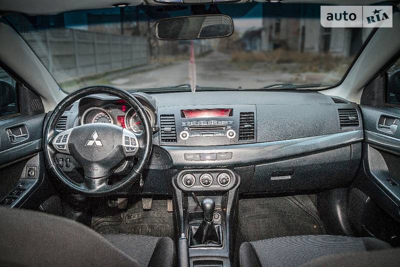 Седан Mitsubishi Lancer 2008 в Виннице