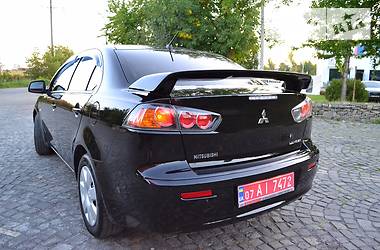 Седан Mitsubishi Lancer 2011 в Ужгороде