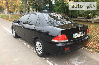 Седан Mitsubishi Lancer 2006 в Киеве