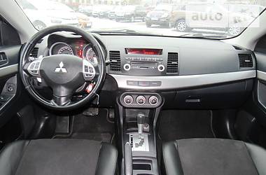 Седан Mitsubishi Lancer 2009 в Киеве