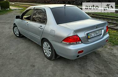 Седан Mitsubishi Lancer 2004 в Збараже