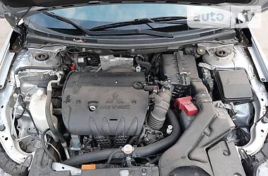 Седан Mitsubishi Lancer 2016 в 