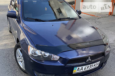 Седан Mitsubishi Lancer 2007 в Киеве