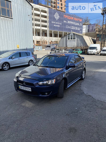 Седан Mitsubishi Lancer 2007 в Киеве