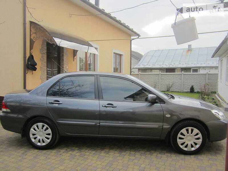 Седан Mitsubishi Lancer 2009 в Івано-Франківську