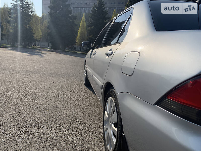 Седан Mitsubishi Lancer 2009 в Дніпрі