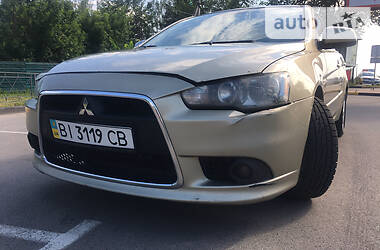 Седан Mitsubishi Lancer 2007 в Киеве