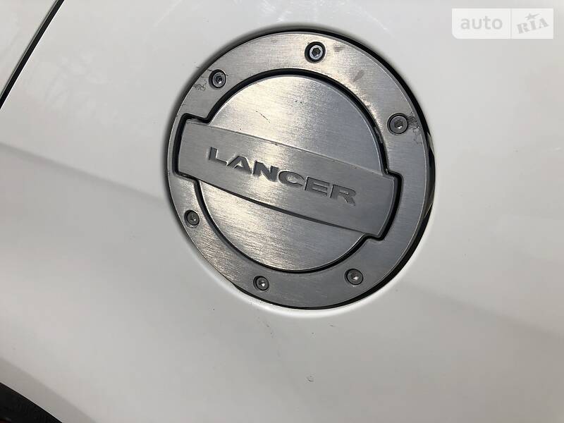 Седан Mitsubishi Lancer 2010 в Броварах