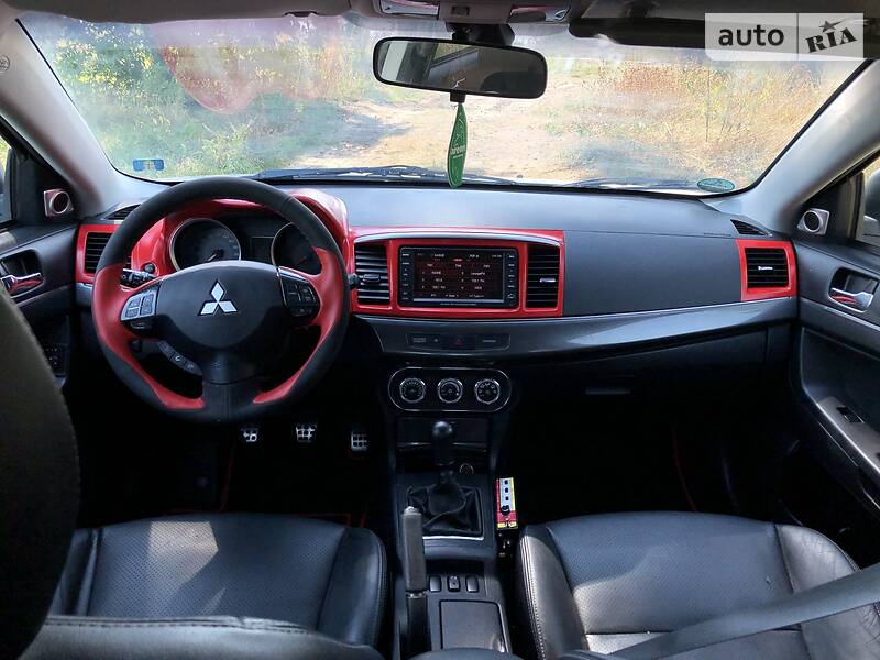 Седан Mitsubishi Lancer 2010 в Броварах