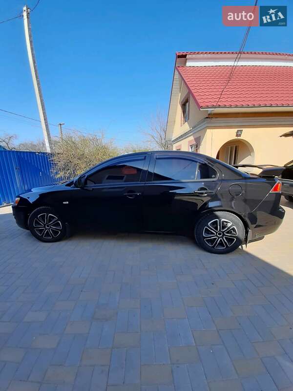 Седан Mitsubishi Lancer 2011 в Ивано-Франковске