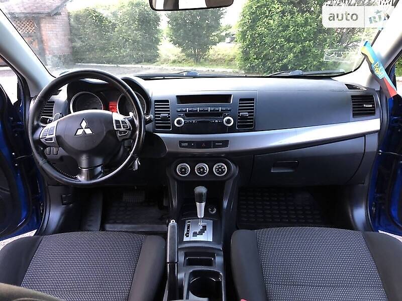 Лифтбек Mitsubishi Lancer 2009 в Ивано-Франковске