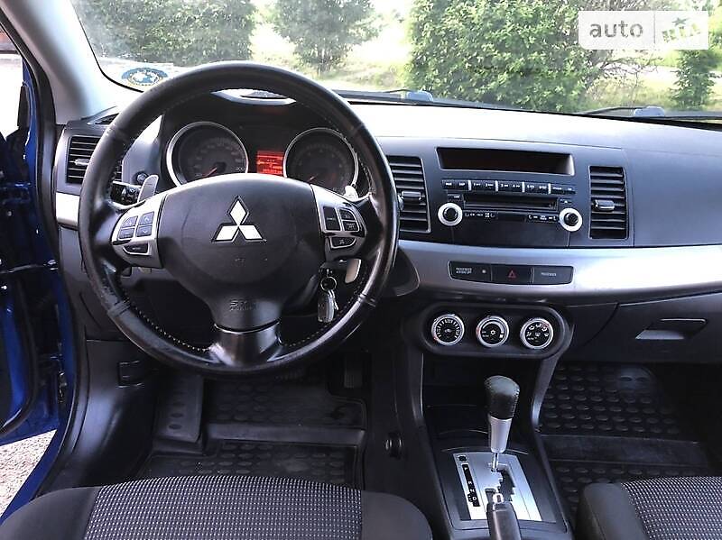 Лифтбек Mitsubishi Lancer 2009 в Ивано-Франковске