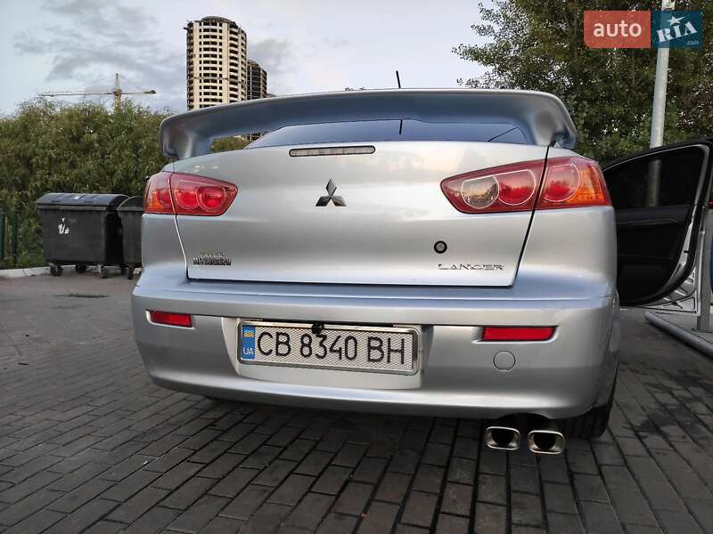 Седан Mitsubishi Lancer 2008 в Киеве