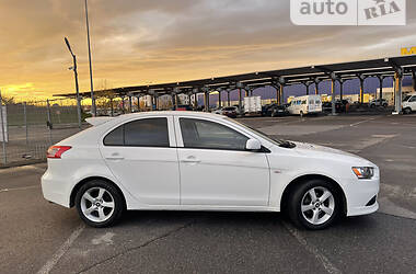 Хэтчбек Mitsubishi Lancer 2011 в Львове