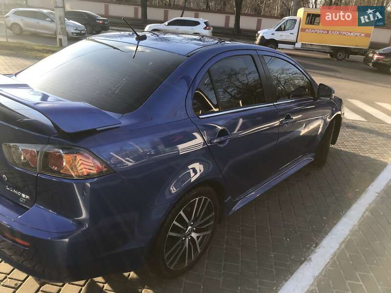 Седан Mitsubishi Lancer 2016 в Одесі