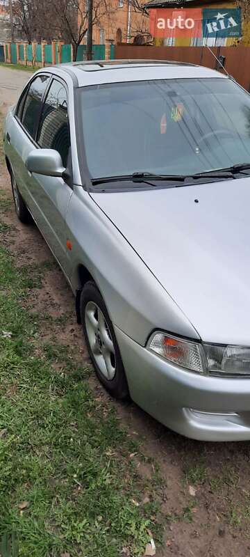 Седан Mitsubishi Lancer 1996 в Нежине