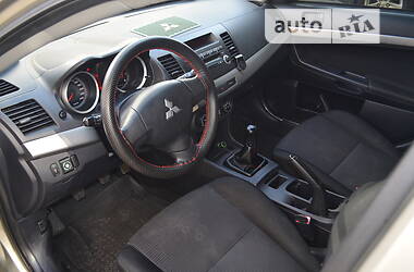 Седан Mitsubishi Lancer 2008 в Киеве